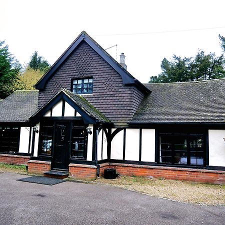 Beautiful Cottage In Brentwood Kelvedon Hatch Exterior photo