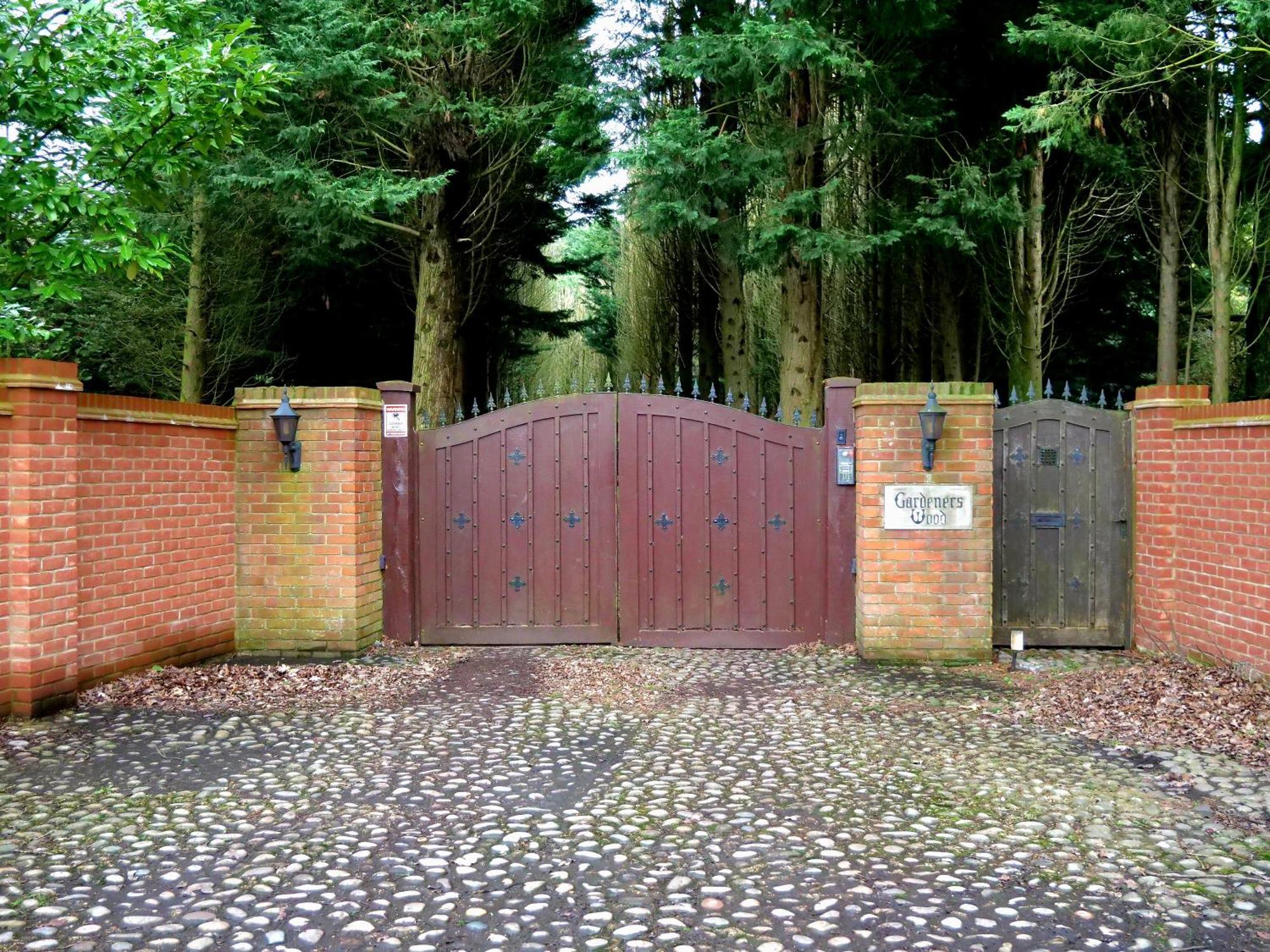 Beautiful Cottage In Brentwood Kelvedon Hatch Exterior photo